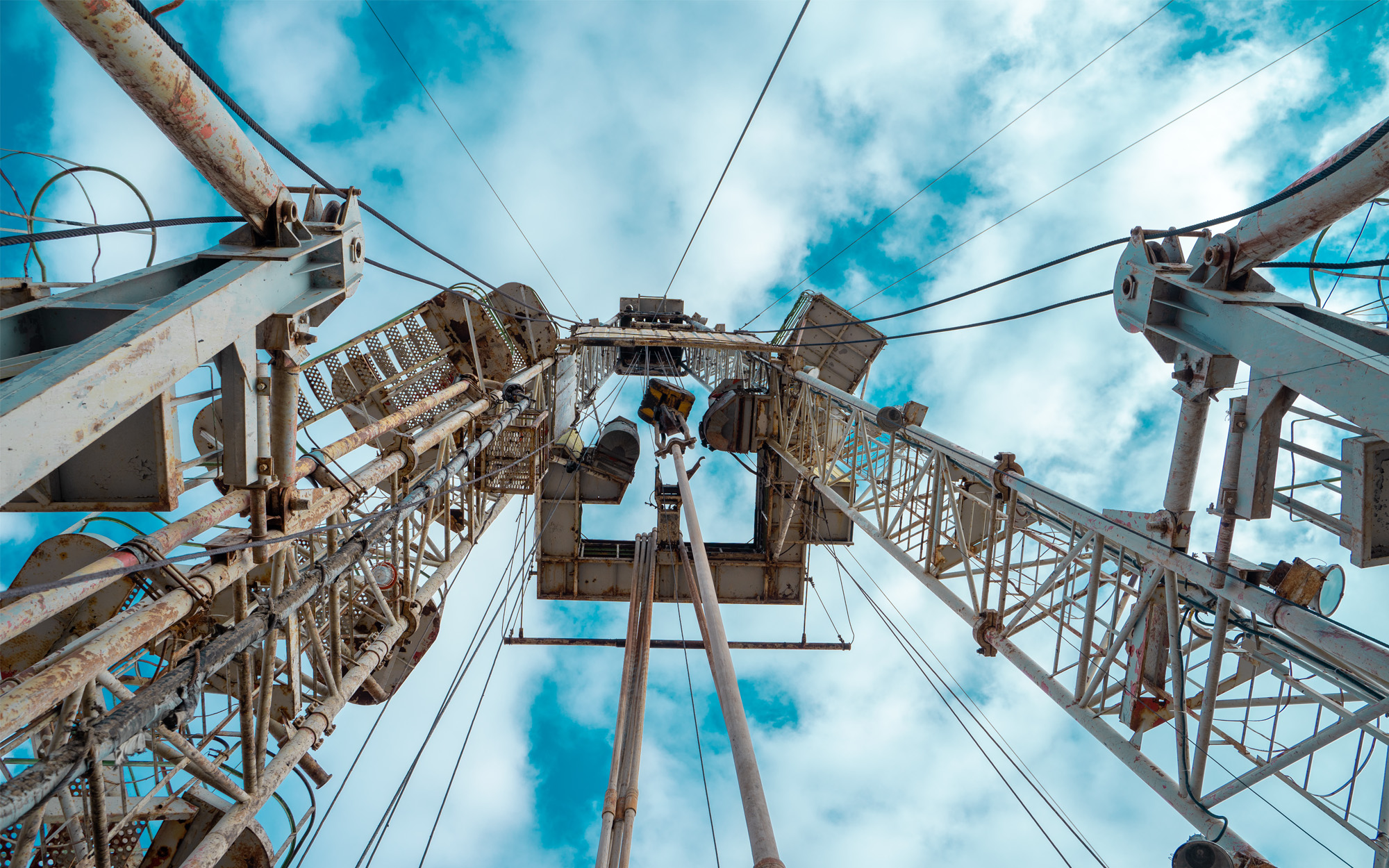 A Guide to Rigging Recertification for Top Drives